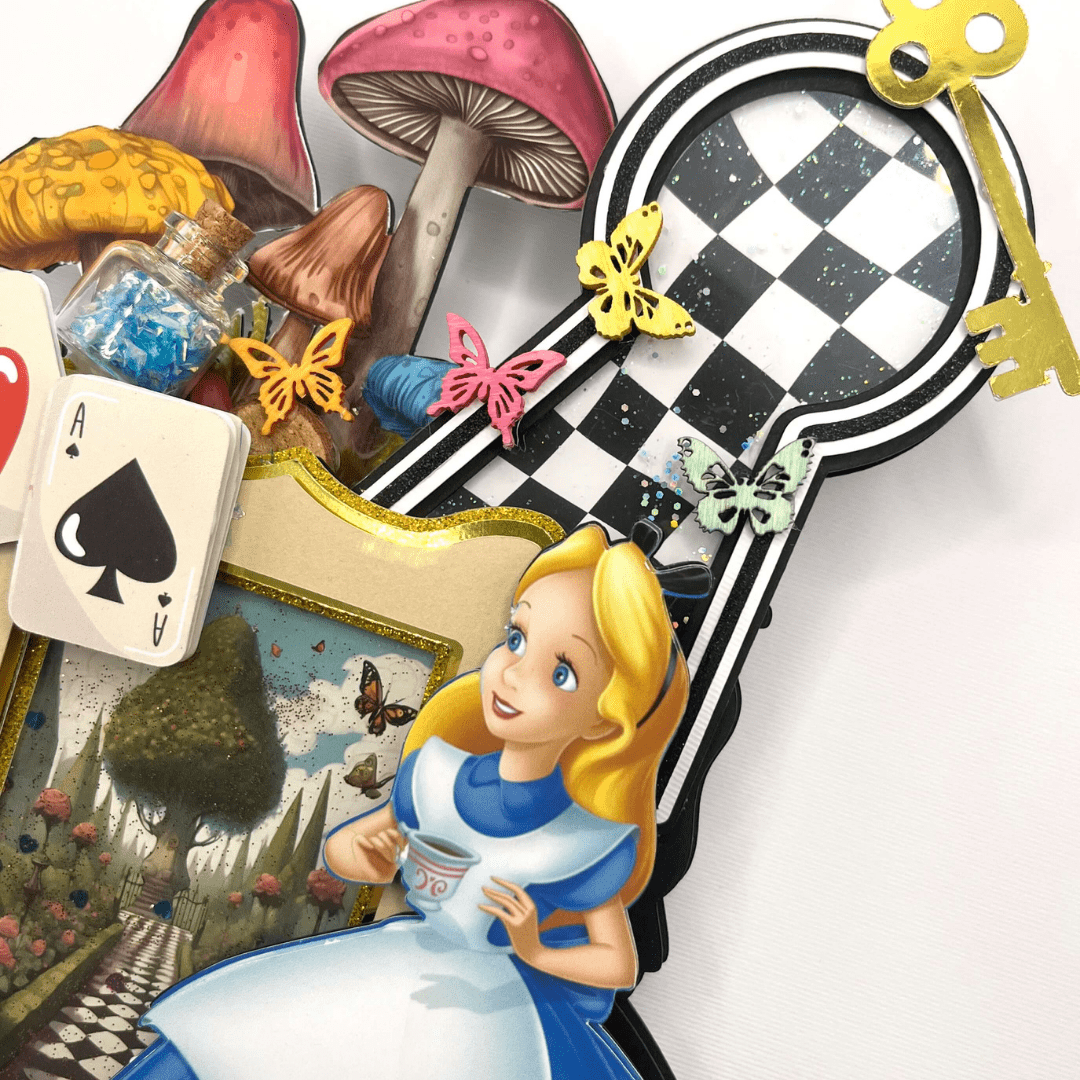 Alice in Wonderland Cake Topper - Image 5